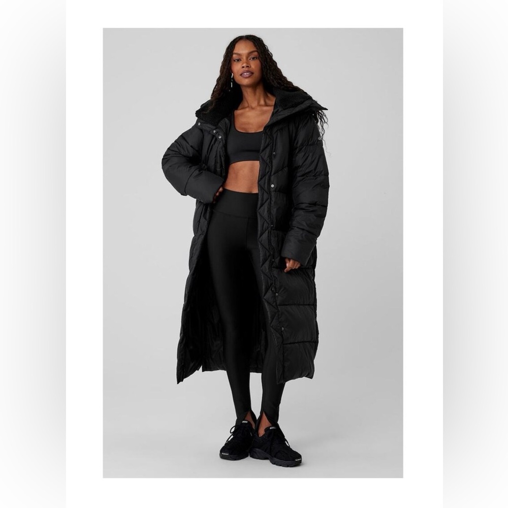 ALO Yoga Gold Rush Puffer Trench NWOT